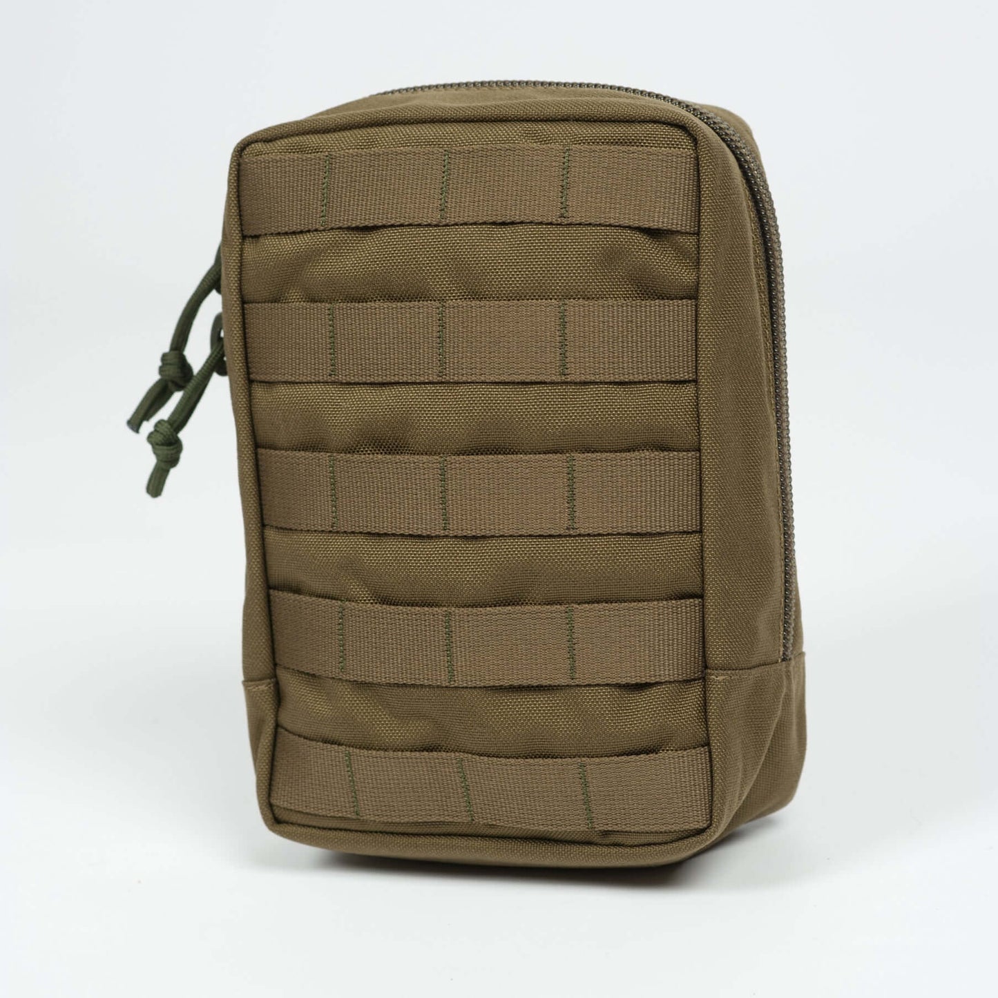 Equipment pouch with zipper 112-004-03